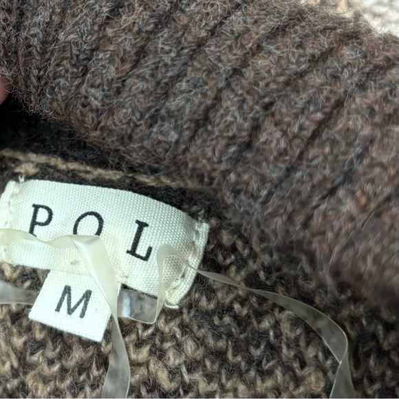 NWT POL “Classy Sassy” cold shoulder sweater - Picture 4 of 7